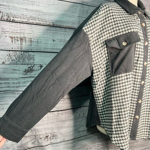 Plus Size 2X Corduroy Houndstooth Colorblock Shacket Jacket Gray and White - Picture 4 of 8